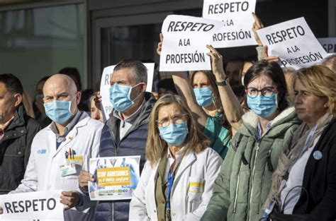 Las Agresiones A Sanitarios Crecen Un En Le N Pero Bajan En El