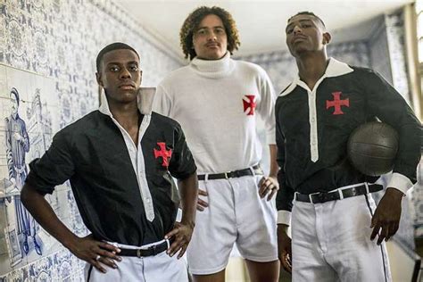 Vasco Realiza Exposi O Em Homenagem Aos Anos Dos Camisas Negras