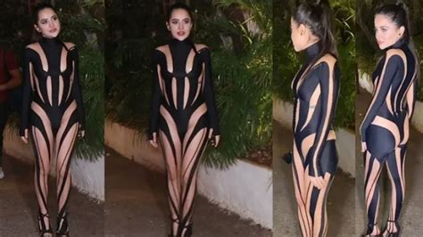 Urfi Javed Looks Zebra Print Black Outfit Mumbai Celeb Youtube