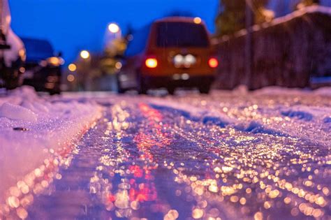 Wegen Glätte vereinzelt Unfälle auf Straßen in Bayern