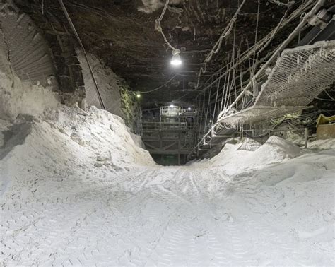 12 rare photos inside a beautiful mine that's hidden 2,000 feet below Lake Erie | Lake erie ...