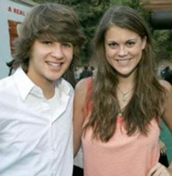 Devon Werkheiser and Lindsey Shaw - Dating, Gossip, News, Photos