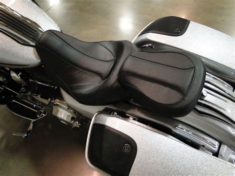 Cvo Street Glide Seat Page 2 Harley Davidson Forums