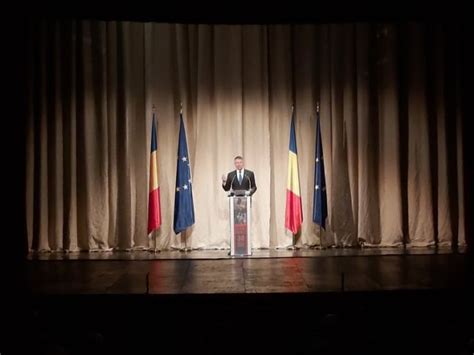 Iohannis Pe Scena Operei Romane Din Timisoara La 30 De Ani De La