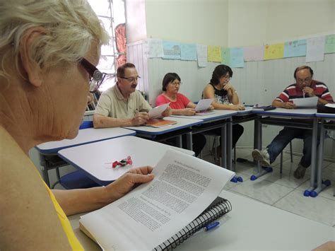 Terceira Idade Matrículas abertas para oficinas Secretaria de