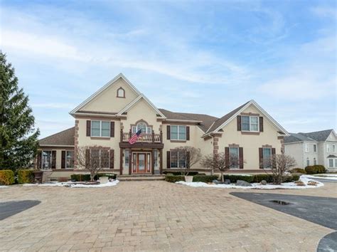 South Barrington IL Luxury Homes For Sale - 76 Homes | Zillow