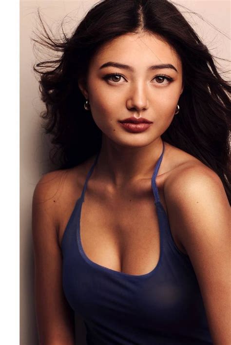 9 Sexy Miku Martineau Bikini Pics