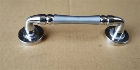 Chrome Finish Stainless Steel Door Pull Handle Size At Rs