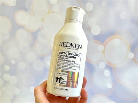 CONCENTRÉ DE LIAISON ACIDE REDKEN ET PRODUITS OLAPLEX SOIN DES CHEVEUX