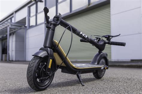 Introducing The Indi Ex 1 And Ex 2 Electric Scooters Halfords