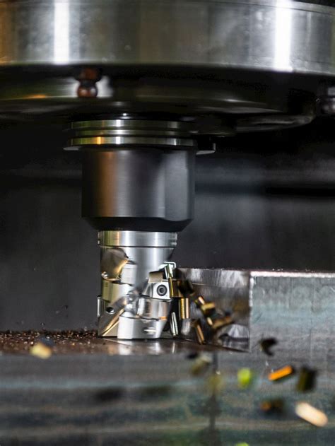SN8-13 action picture 1.jpg | Seco Tools