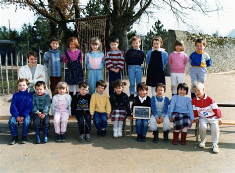 Photo De Classe Moyenne Section De 1986 Ecole Alexandre Vincent