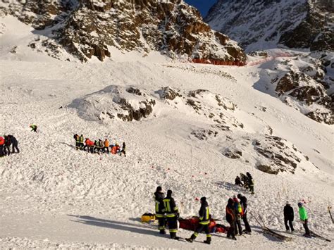 Val Senales Valanga Su Pista Da Sci Morte Una Donna E Due Bambine