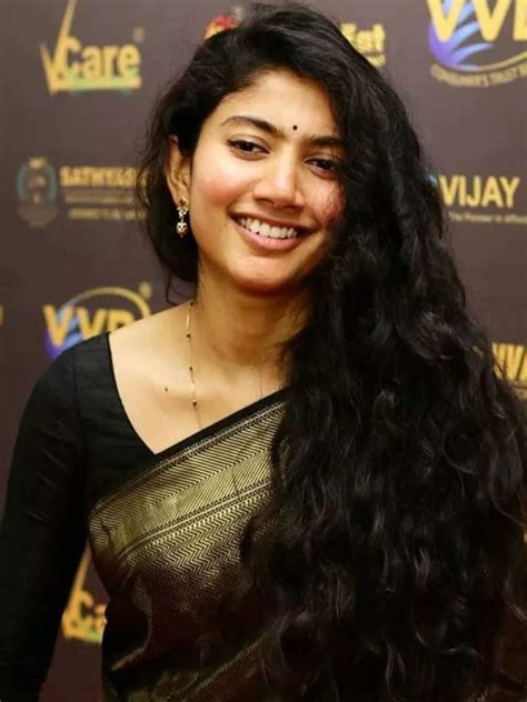 South Indian Actresses With Beautiful Hair Mirchiplus