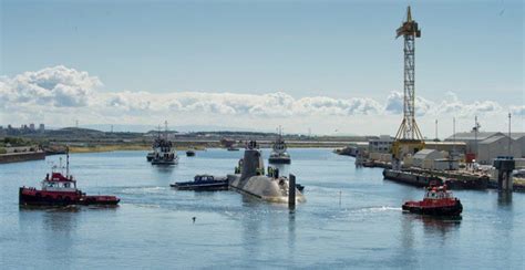 Ship Photos Of The Day Hms Artful Britains Most Powerful Attack Sub