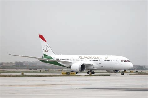 Gobierno de Tayikistán estrena el avión presidencial que le compró a