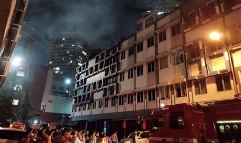 Kebakaran Ruko Di Kelapa Gading Puluhan Karyawan Berhamburan