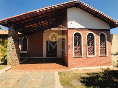 Casa à venda em Passos MG