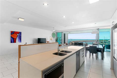 Gallery Peninsula Airlie Beach Luxury Accommodation