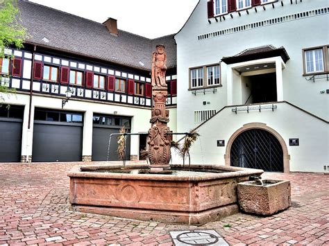 Fontaine De L Homme Sauvage Ammerschwihr Pa Monumentum