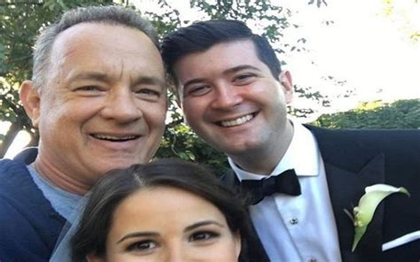 Tom Hanks Stuns Wedding Couple With Photobomb