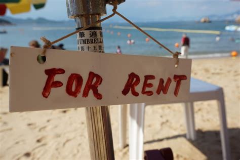 10 Warning Signs You Have A Bad Landlord And What To Do About It