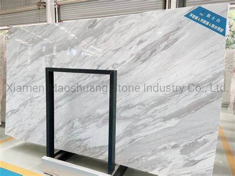 China Natural Stone Polished Honed Volakas White Marble For Interiors