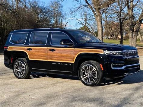 New Jeep Grand Wagoneer Gets Its Woodgrain Groove Back For 1899