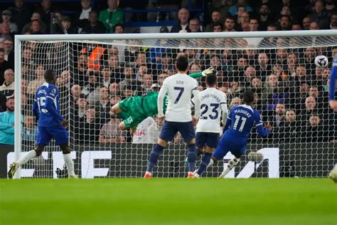 Chelsea vượt qua Tottenham ở trận derby London VTV VN