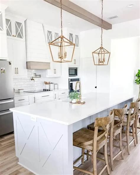 33 Beautiful White Kitchen Island Ideas You Must See - Home Deviser