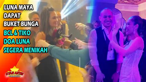 Luna Maya Dapat Buket Bunga Di Pernikahan Bcl Tiko Warganet Doa Luna