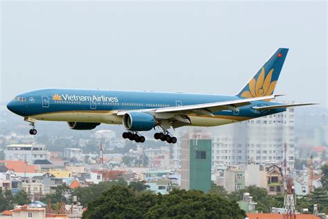 Vietnam Airlines Boeing 777 26K ER VN A143 Long Ethan Flickr