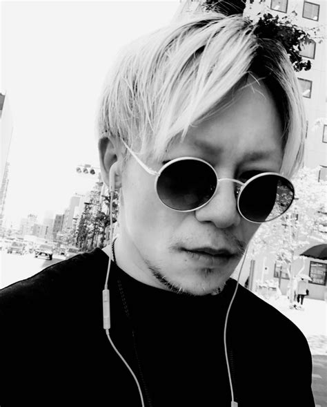 Pin by Meld on 京 Dir en grey Visual kei Round sunglass women