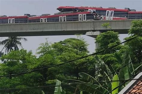 Kesaksian Warga Soal Tabrakan Kereta Lrt Cibubur Terdengar Dentuman