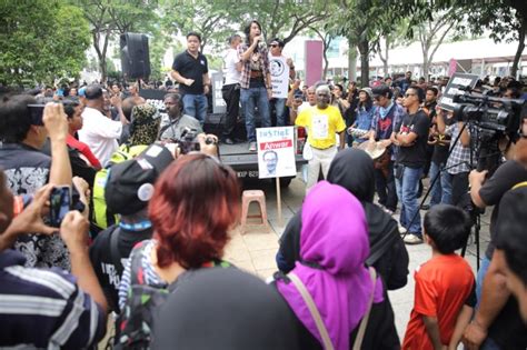 Stop KitaLawan Arrests Pakatan Youth Chiefs Tells Cops Malay Mail