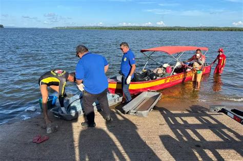 Corpos Das V Timas Do Naufr Gio No Rio Xingu Em Altamira S O