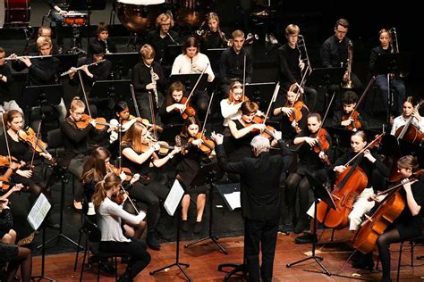 Orchester Der Musikschulen Weil Und L Rrach Gibt Im M Rz Erste Konzerte