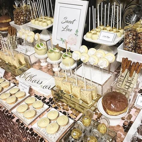 10 Dessert Table Ideas To Make Your Wedding Reception Unforgettable