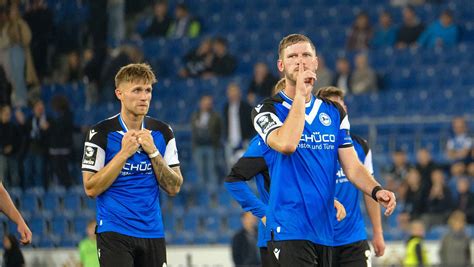 Darum kletterte Arminia Kapitän Klos nach der 2 6 Klatsche in den