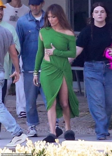 Jennifer Lopez Flashes Some Serious Side Boob In Green Dress During