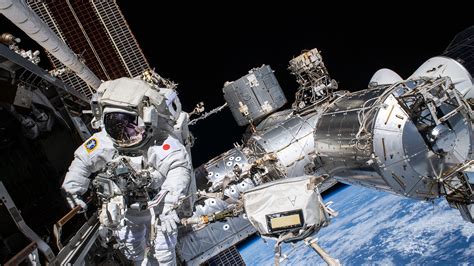 15 jaw-dropping spacewalk images | Live Science