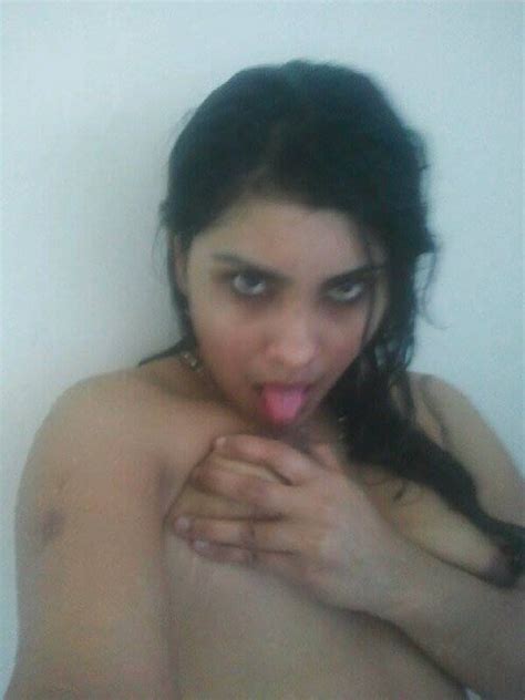 Desi Bitches Porn Pic