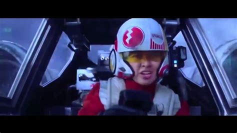 Everybody S Flying An X Wing In New Star Wars The Force Awakens TV Spot