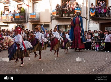 Caballetes De Baile Gigantes Y Mula Mata Degolla Sant Feliu De