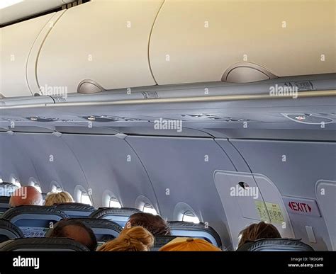 Overhead Locker Airplane Hi Res Stock Photography And Images Alamy