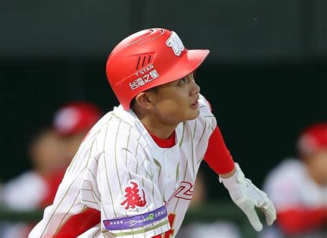 中職》劉基鴻調離四棒敲首轟 葉總也笑了 運動 中時