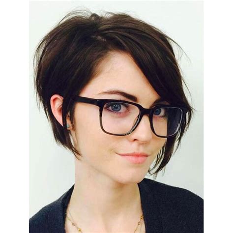 33 Best Short Haircuts For Glasses Wearers Page 6 Of 33