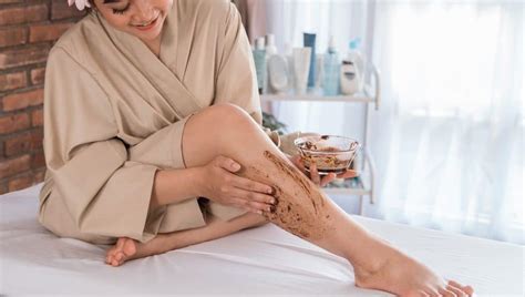 How To Exfoliate Legs The Right Way Living Gorgeous