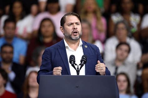 Colombian American Ruben Gallego Wins Arizona Senate Seat