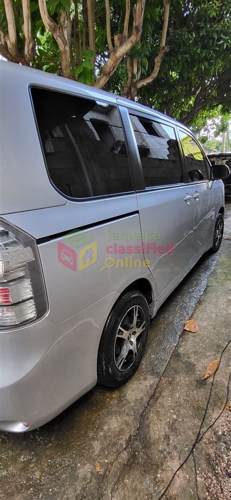 For Sale: Toyota Voxy - Montego Bay